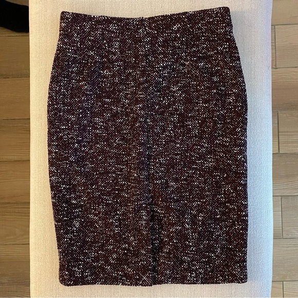 NWT Ann Taylor Purple Pencil Skirt Sz. 8P - Picture 4 of 6